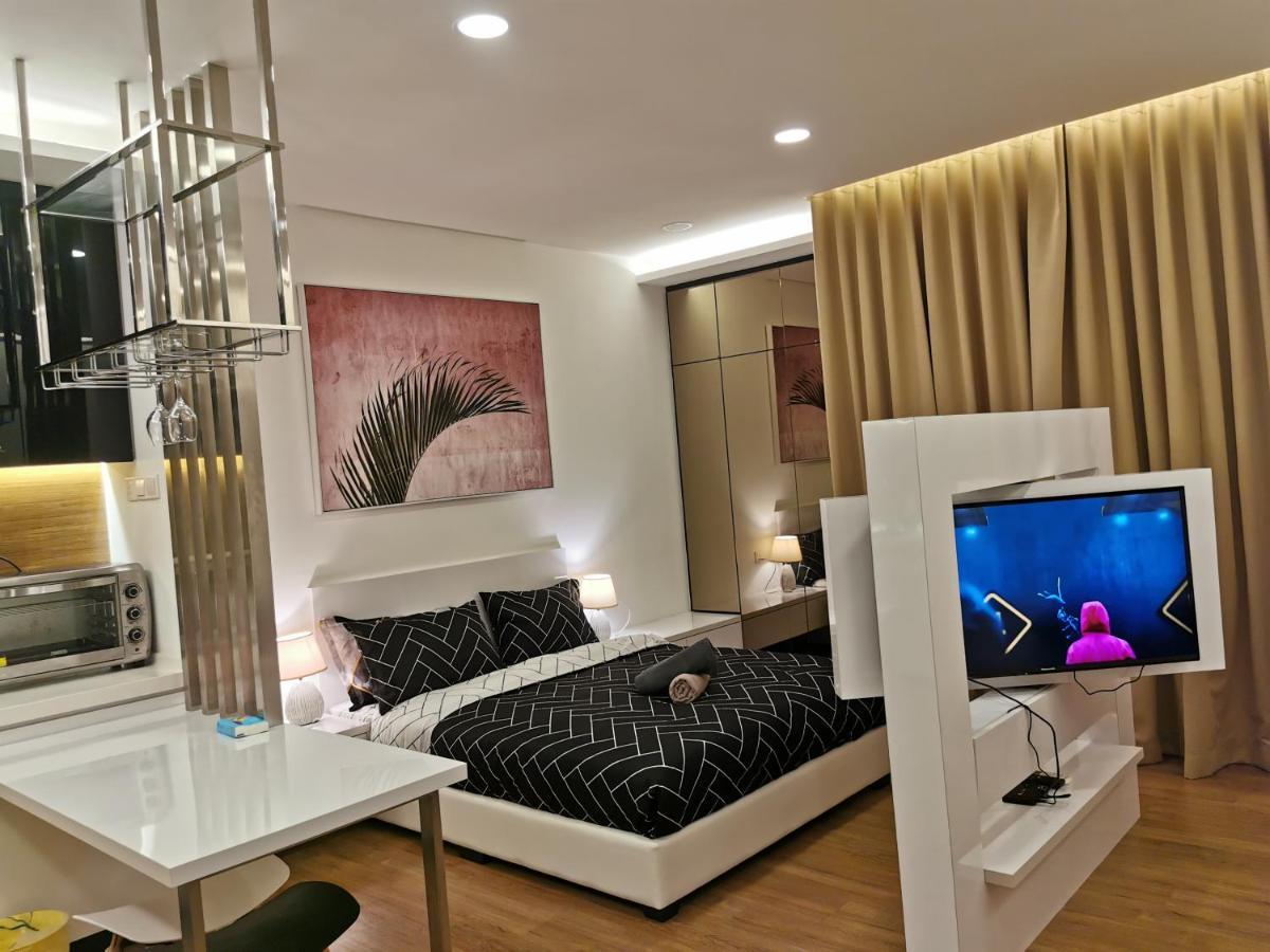 Апартаменты Apple 5 @ Menara Simfoni/Symphony Tower Free Wifi/Parking/Tv Box/Nexflix Черас Экстерьер фото