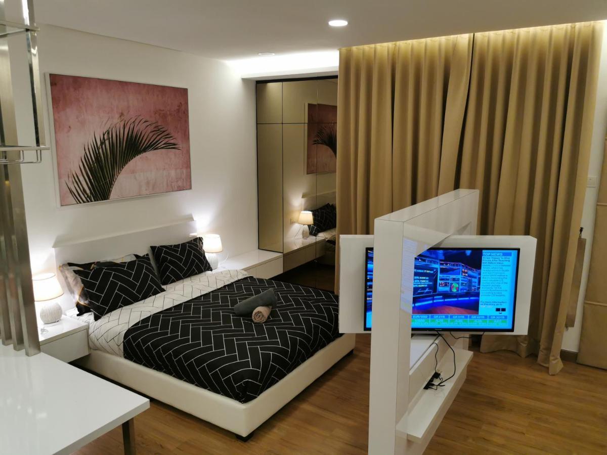Апартаменты Apple 5 @ Menara Simfoni/Symphony Tower Free Wifi/Parking/Tv Box/Nexflix Черас Экстерьер фото